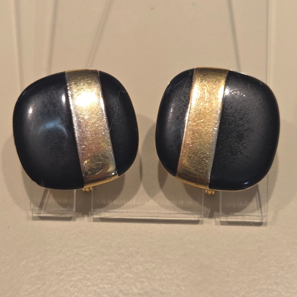 Vintage MONET Signed Square Gold Tone Black Enamel‎ 1980's Clip Earrings Women's